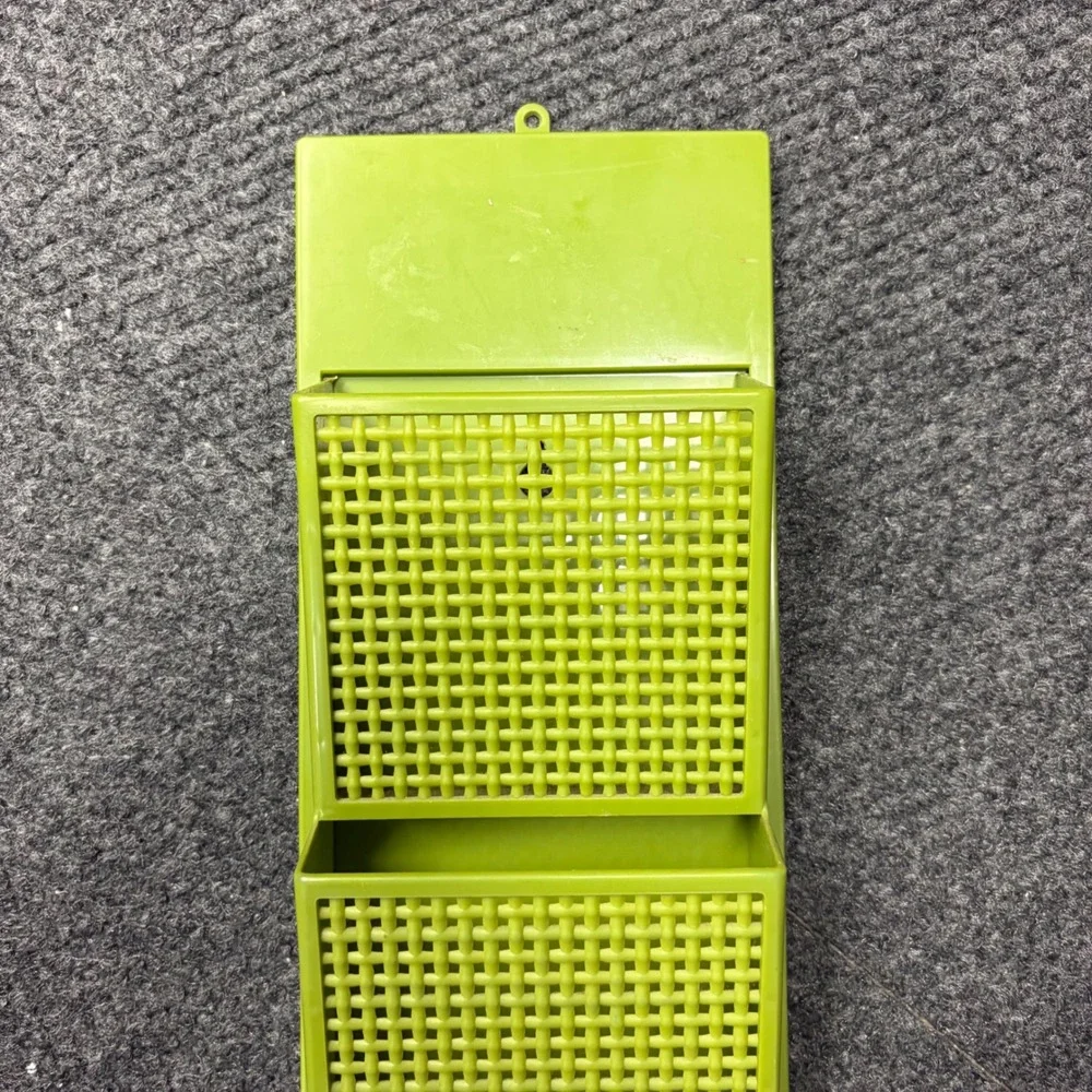Vintage Fesco Avocado Green Plastic Wall Organizer 3 Tier Key Rack Made in USA